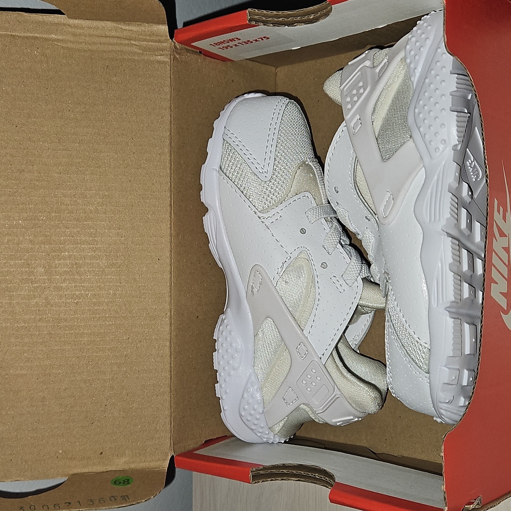 Nike toddler shoes